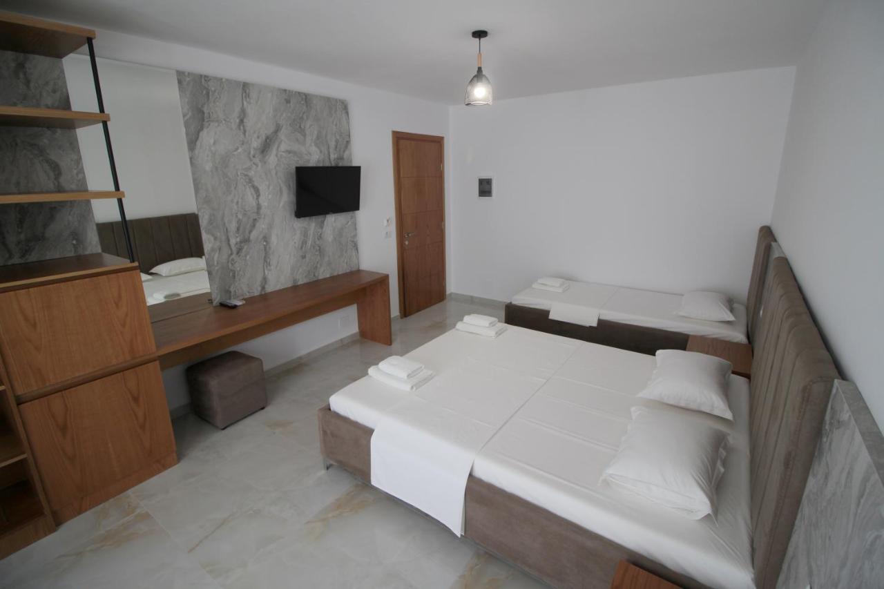 Hotel Four Islands Ksamil Exterior foto