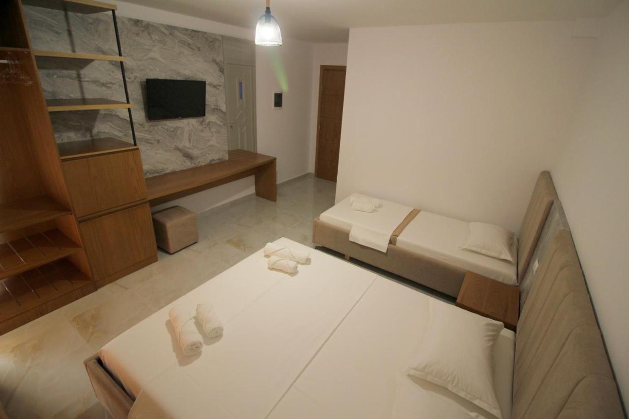 Hotel Four Islands Ksamil Exterior foto