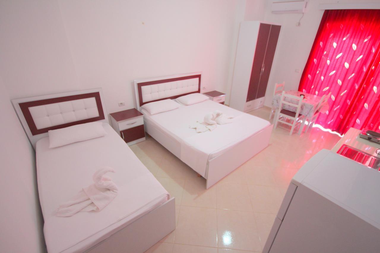 Hotel Four Islands Ksamil Exterior foto